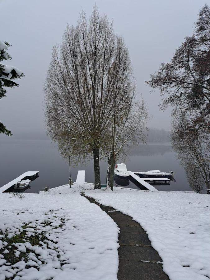 Mieszkanie Nad Jeziorem Z Wlasna Linia Brzegowa Iława Exterior foto